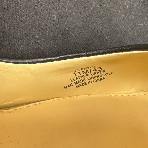 Jessica Simpson Black Pointed Heels - Picture 3 of 4